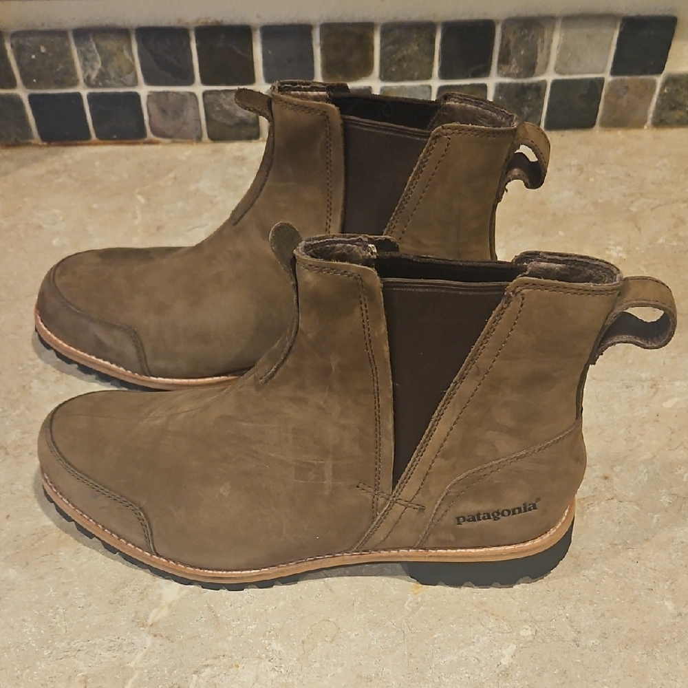 Patagonia Brown Chukka Boots Suede Leather